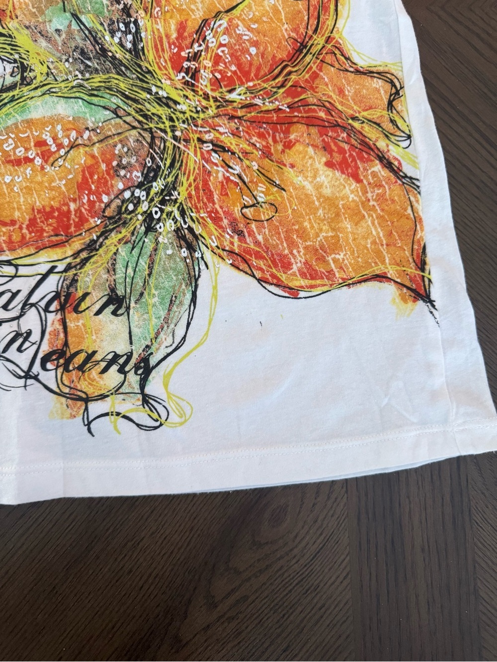 Calvin Klein Jeans White Floral Graphic Tee – Women’s Medium - Picture 3 of 5